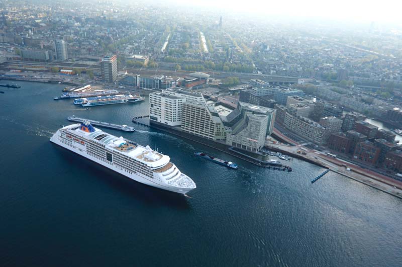 Hapag-LLoyd Cruises Europa 2 in Amsterdam